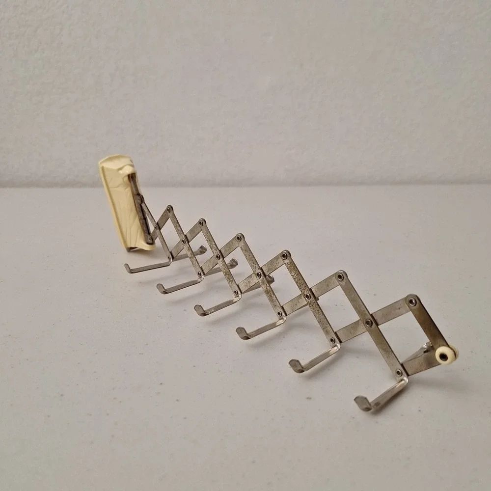 Vintage MCM Wall Mount Accordion Expanding Rack Holder Belt Scarf Tie 11x3 RARE